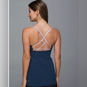 Lululemon Dancing Warrior Top Poseidon Blue 6